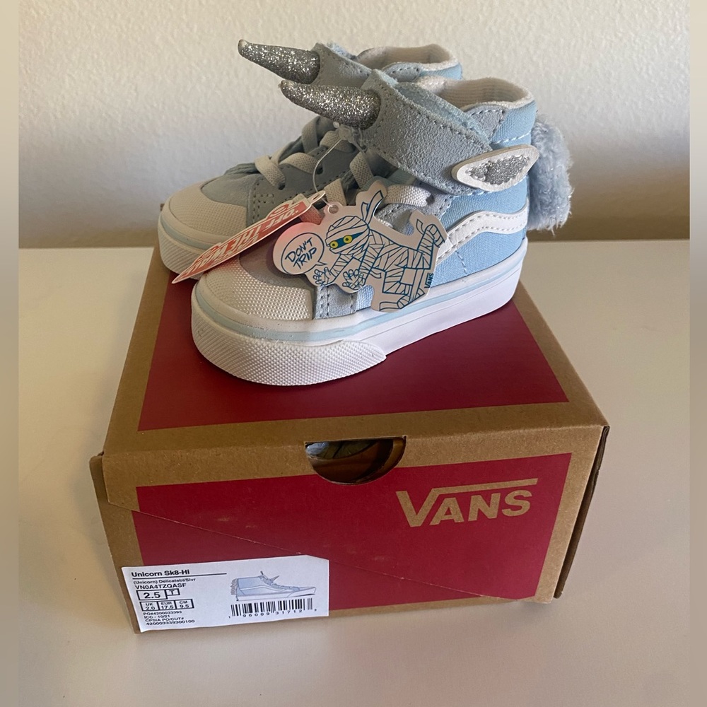 Vans - with Unicorn